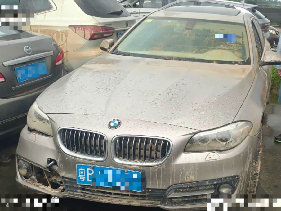 宝马BMW7201CM涉水车辆一台